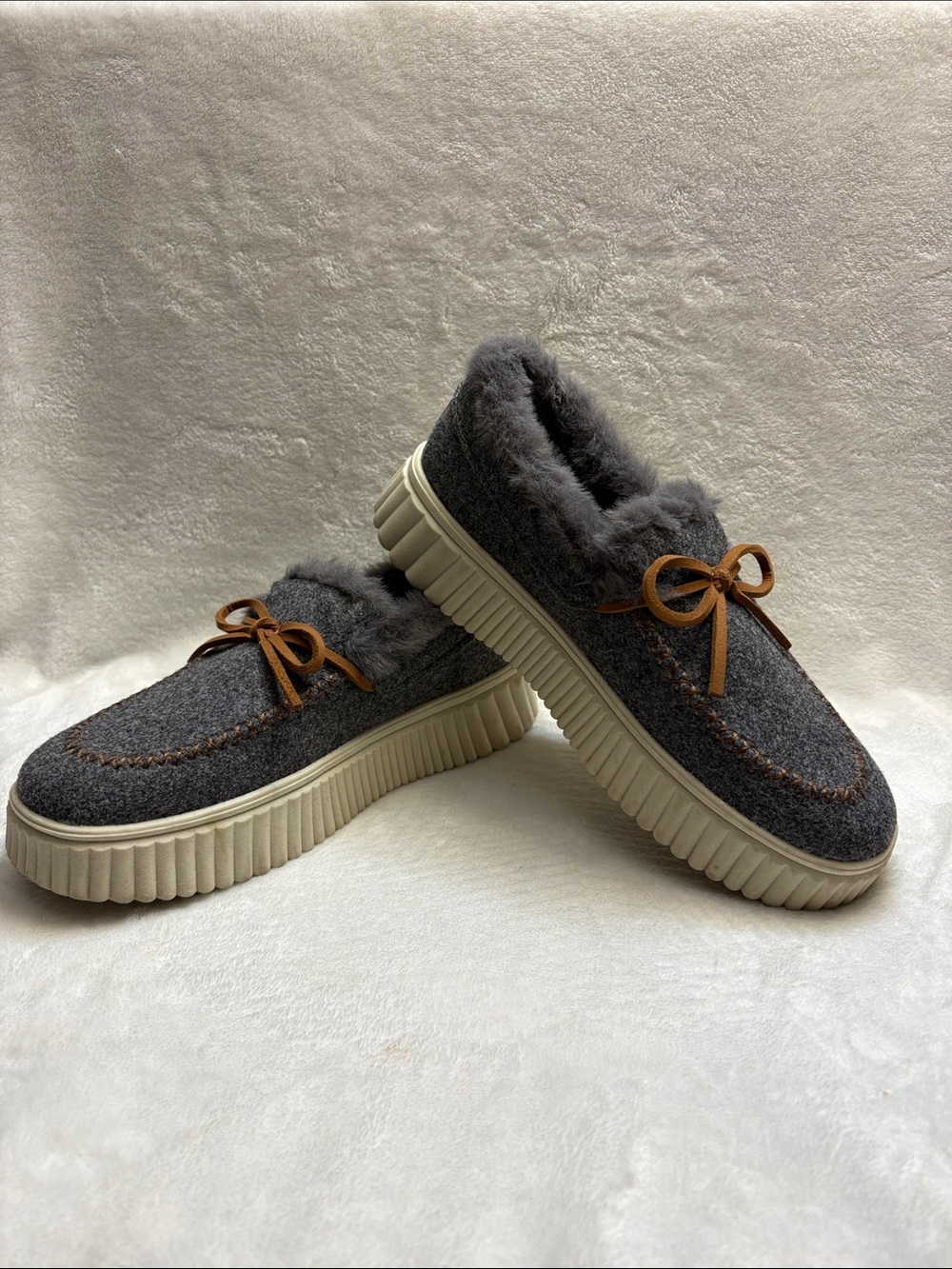 Woman's Slippers SKECHERS Cozy Ojai Sz: 7
